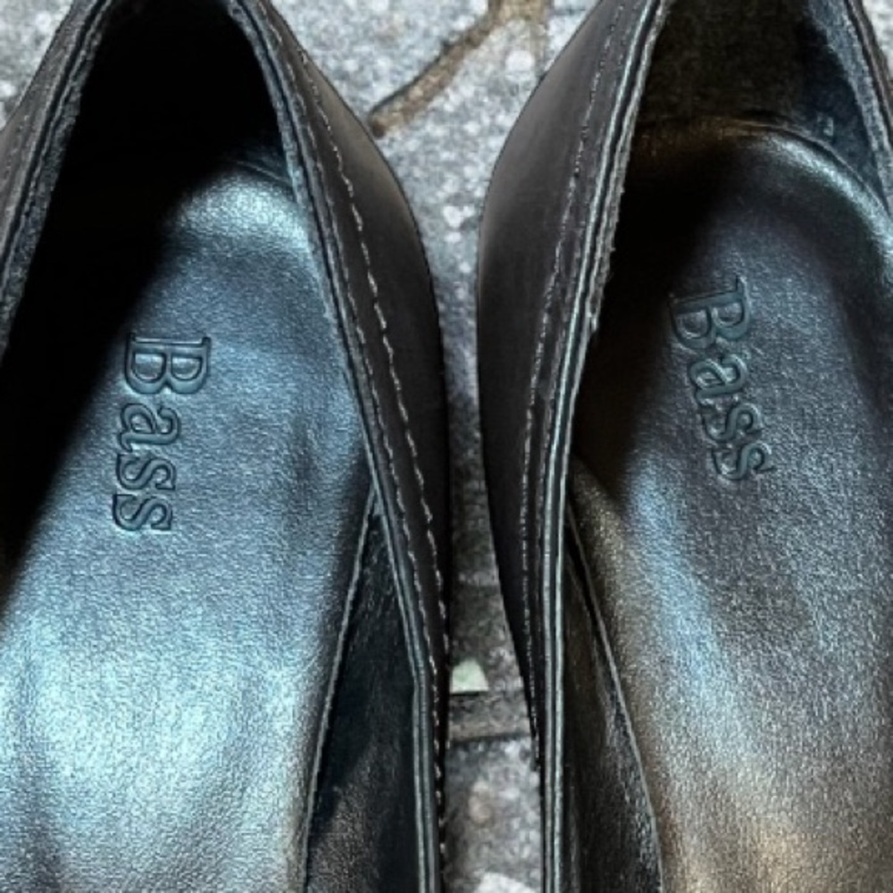 Heels By Bass - Picture 13 of 17